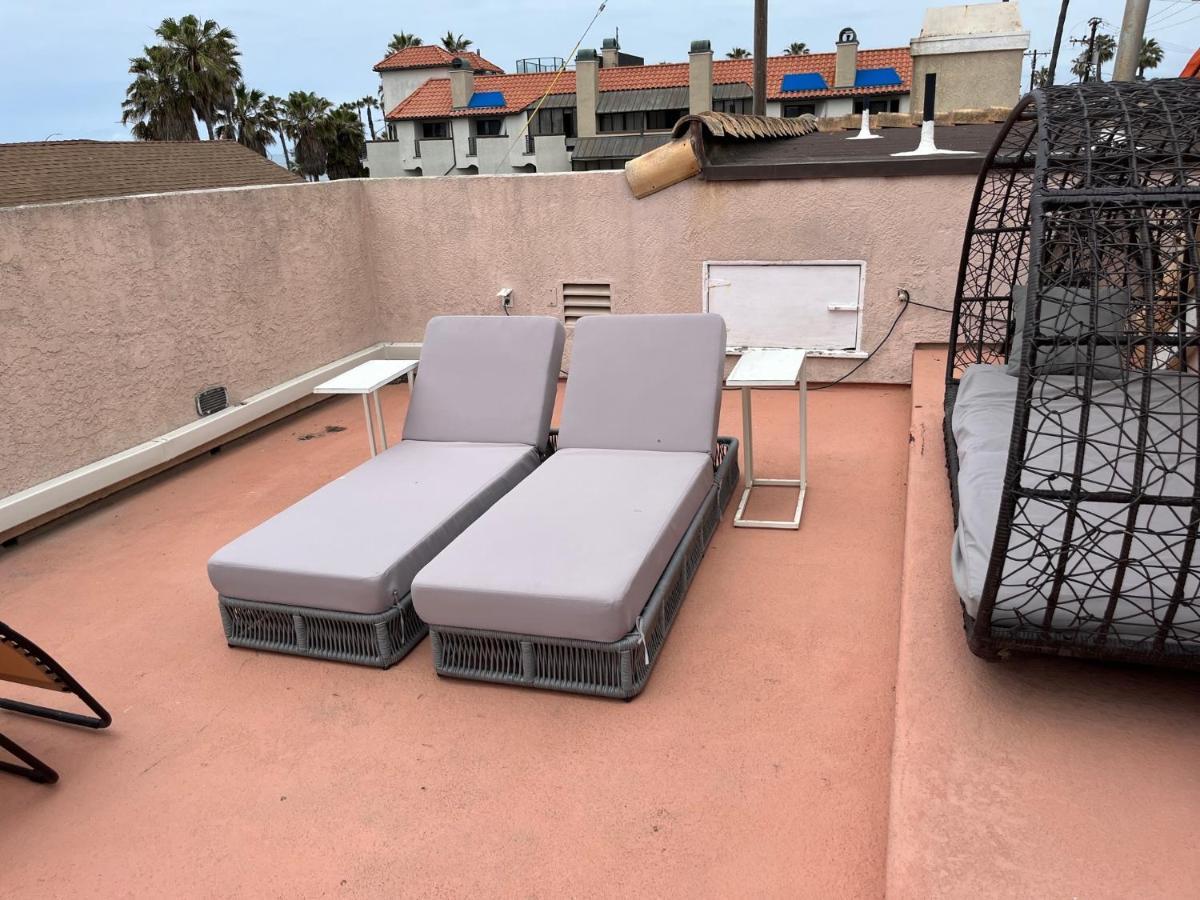 Pacific Breeze Right Next To Huntington Beach Pier! Steps From Beach!! Exterior photo
